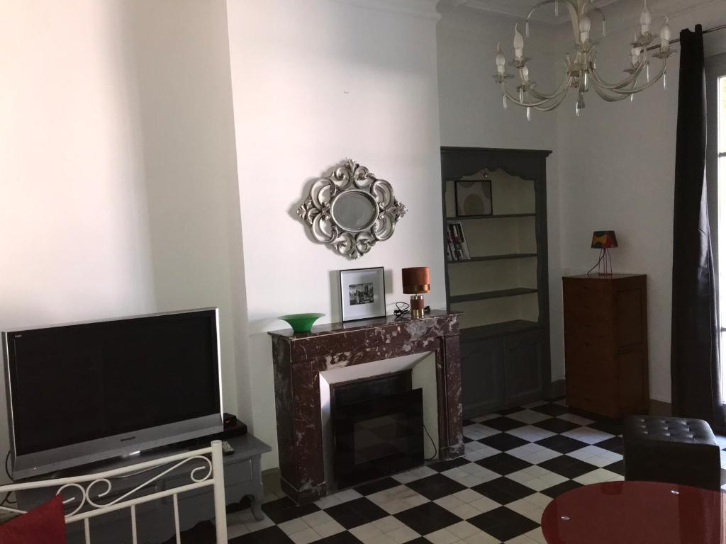 Avignon centre ville appartement T3 meublé 2 chambres 19 Boulevard Raspail, 84000 Avignon