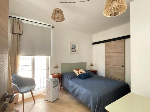 Avignon pedestrian area, charming, 4 persons