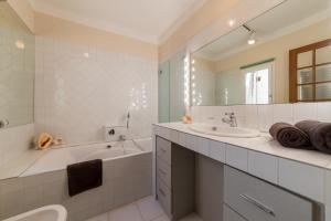 Avignon Superbe Appartement dans un Hotel Particulier En Centre ville