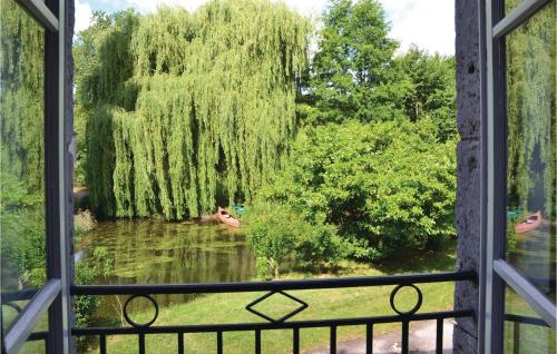 Awesome apartment in Baccon with 3 Bedrooms and WiFi