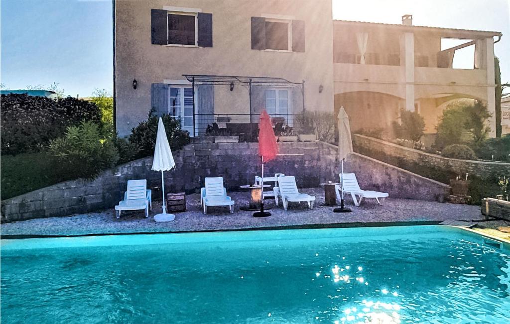 Appartement Awesome apartment in Barjac with Outdoor swimming pool, WiFi and 1 Bedrooms  30430 Barjac