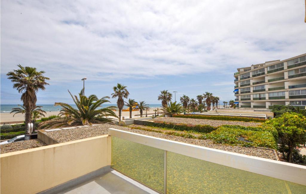 Appartement Awesome apartment in Canet en Roussillon with 2 Bedrooms  66140 Canet-en-Roussillon