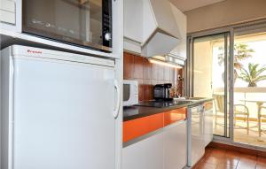 Awesome apartment in Canet en Roussillon with 2 Bedrooms
