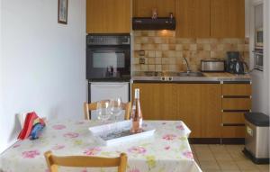 Appartement Awesome apartment in Clohars Carnoet with 1 Bedrooms and WiFi  29360 Le Pouldu Bretagne