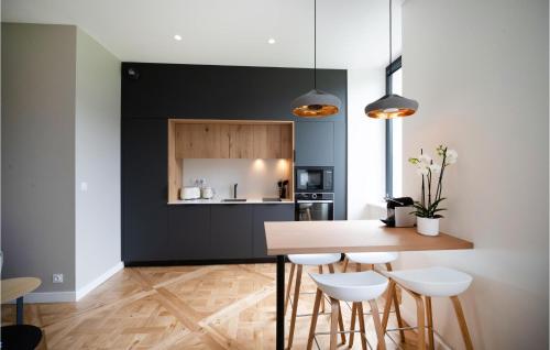 Awesome apartment in Concarneau with Sauna, 1 Bedrooms and Heated swimming pool