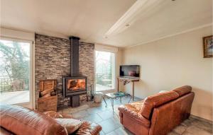 Awesome apartment in Corre with WiFi and 3 Bedrooms