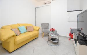 Awesome apartment in Ghisonaccia with WiFi and 2 Bedrooms