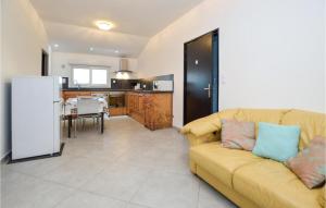 Awesome apartment in Ghisonaccia with WiFi and 2 Bedrooms