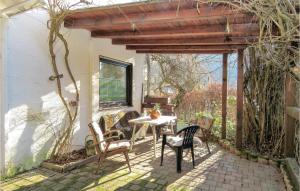 Awesome apartment in Hinterweidenthal with 2 Bedrooms and WiFi
