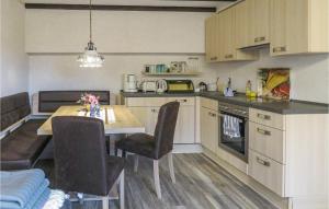 Awesome apartment in Hinterweidenthal with 2 Bedrooms and WiFi