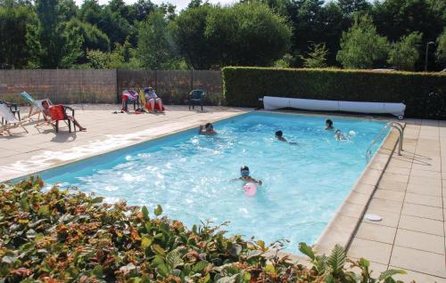 Awesome apartment in LE FUILET with 2 Bedrooms, WiFi and Outdoor swimming pool