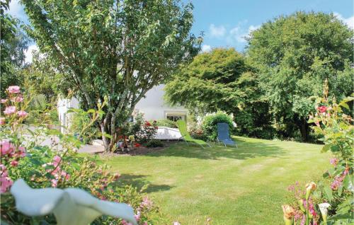 Awesome apartment in Muzillac with 1 Bedrooms and WiFi