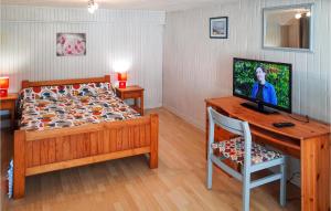 Awesome apartment in Plouzane with WiFi