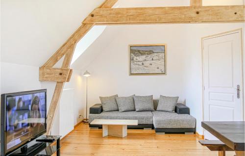 Awesome apartment in Ponts with 2 Bedrooms and WiFi
