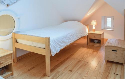 Awesome apartment in Ponts with 2 Bedrooms and WiFi