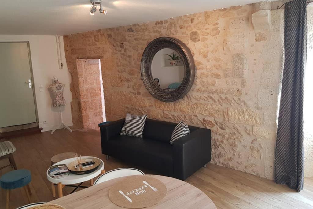 Awesome apartment in Reauville with WiFi and 1 Bedrooms