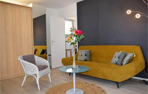 Awesome apartment in Royan with WiFi