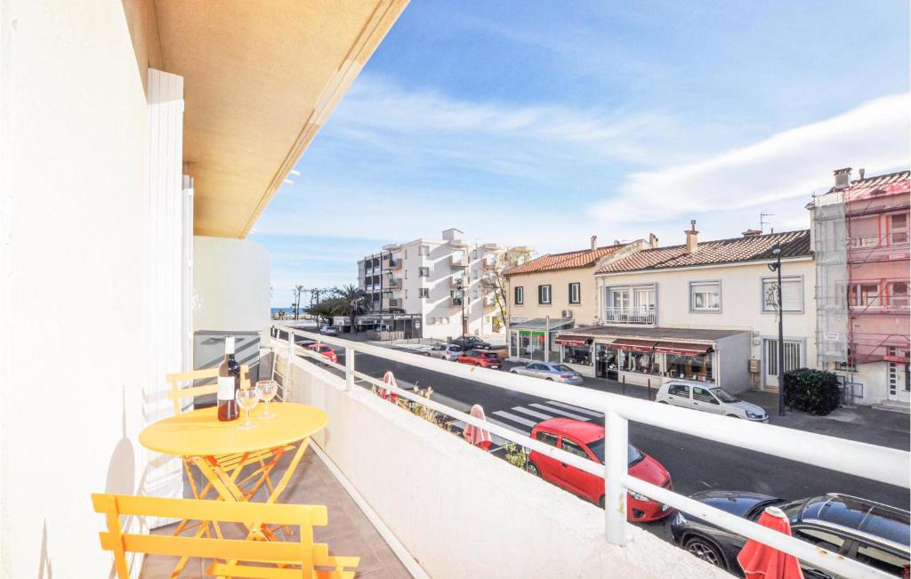 Awesome apartment in Saint Cyprien Plage with 1 Bedrooms and WiFi , 66750 Saint-Cyprien Plage