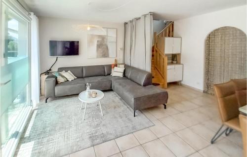 Awesome apartment in Savines-le-Lac with WiFi and 3 Bedrooms