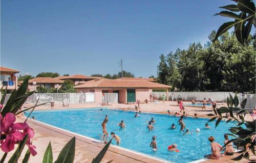 Awesome apartment in St, Cyprien with 2 Bedrooms and Outdoor swimming pool
