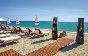 Awesome apartment in St, Cyprien with 2 Bedrooms and Outdoor swimming pool
