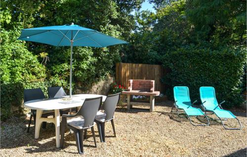 Awesome apartment in Vitrac with WiFi and 1 Bedrooms