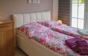 Awesome apartment in Warnemnde with WiFi