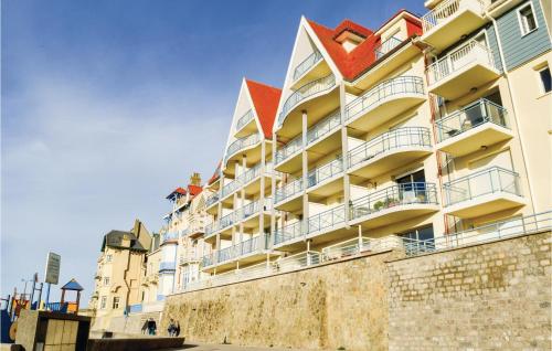 Awesome apartment in Wimereux with 1 Bedrooms