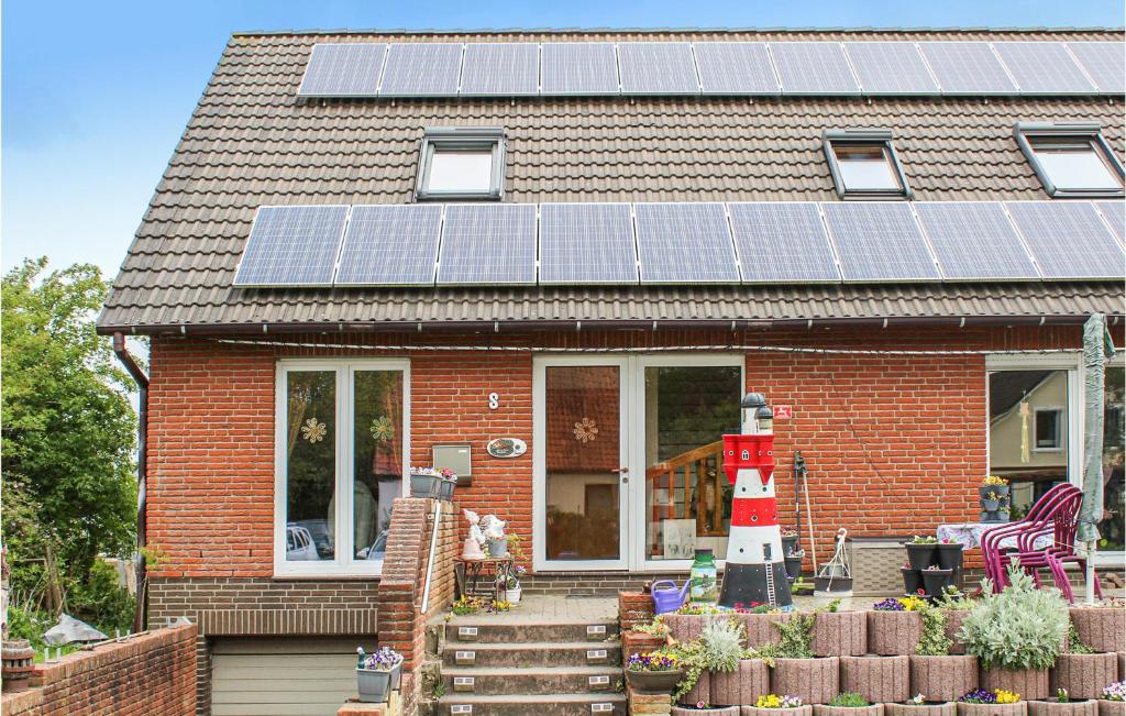 Awesome apartment in Wurster Nordseekste with 2 Bedrooms and WiFi , 27639 Cappel