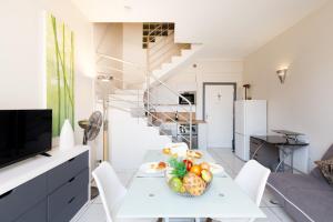 Aya's Duplex YourHostHelper