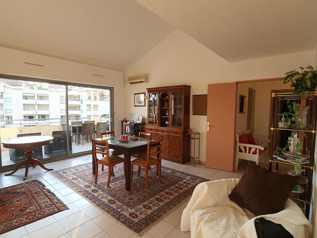 Appartement Azirys by Welcome to Cannes 77 Boulevard de la Republique 06400 Cannes