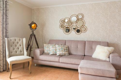 Azor Beach Lodge