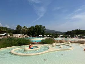 AZUR APPARTEMENT (SEA VIEW) LES RESTANQUES DE ST-TROPEZ 1132