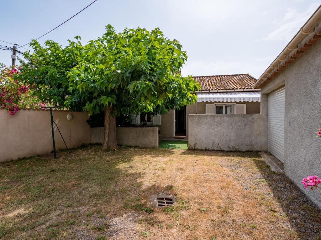 B02 - Fantastic Apartment with Pool