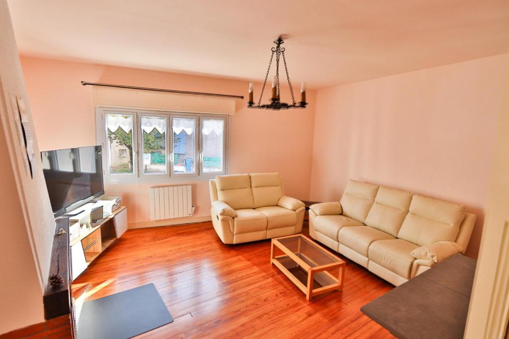 B24 - Central Hideaway Gem 8600-315 Lagos