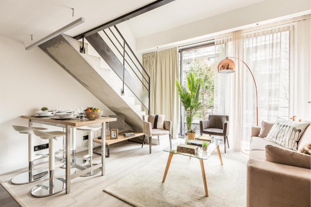 B3 Loft Duplex 175Blo-Paris Convention 175 Rue Blomet, 75015 Paris