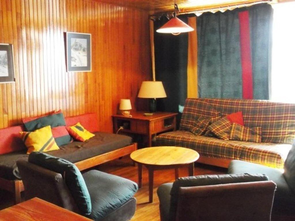 B40 - Marina View Apartment