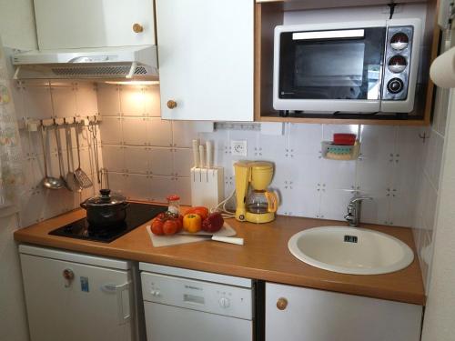 Appartement Appartement Bagnères-de-Luchon, 3 pièces, 4 personnes - FR-1-313-186 RES. DU PARC THERMAL - APPART 21B 7, Rue du Docteur Barrié Luchon