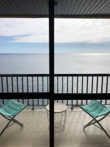 Bahia Top Floor