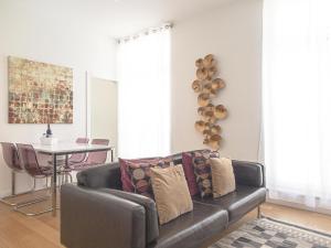 Appartement Baixa chiado 2 bedroom duplex apt with elevator R. Pedras Negras43, 3, FTE 1100-404 Lisbonne -1