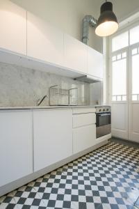 Baixa24 · City Center Private Sun Deck Apartment