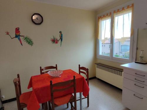 Appartement Appartement Balaruc-les-Bains, 1 pièce, 2 personnes - FR-1-571-53 5 avenue des Thermes Athéna Balaruc-les-Bains