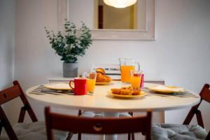 Balcony Apartment in Lisbon Center