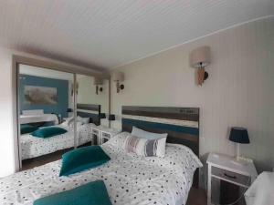 BANDOL: ÉLÉGANT et COSY 2 PIÈCES, PROCHE VILLE et PLAGE
