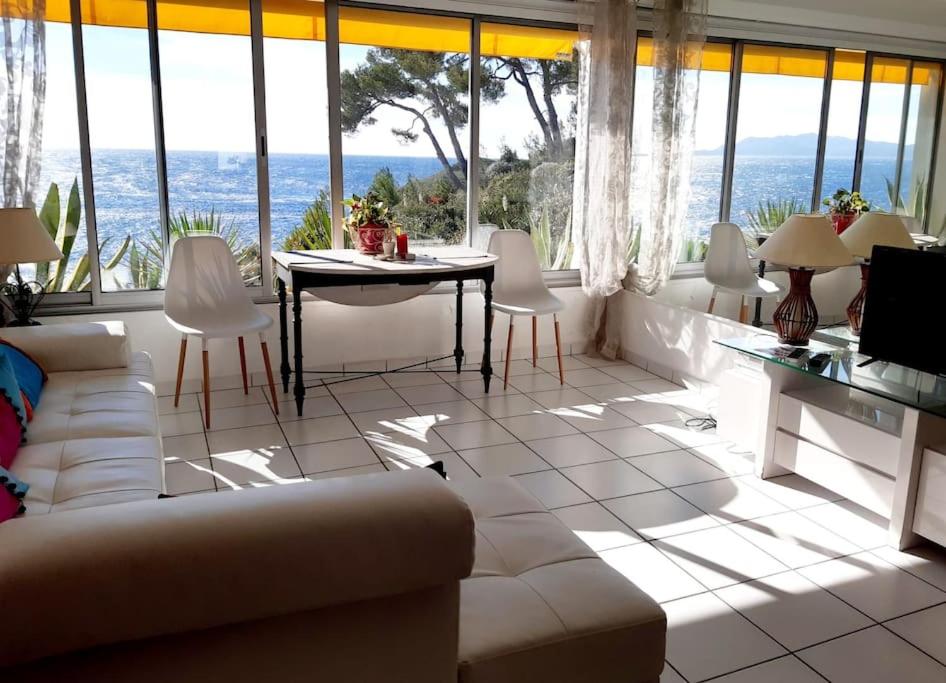 Appartement Bandolpiedanleau 1390 boulevard des engraviers Apt 636 résidence Athena port 83150 bandol 83150 Bandol