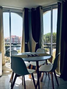 BARCARES Studio cabine Clim Piscine Parking et Vue sur le Lac