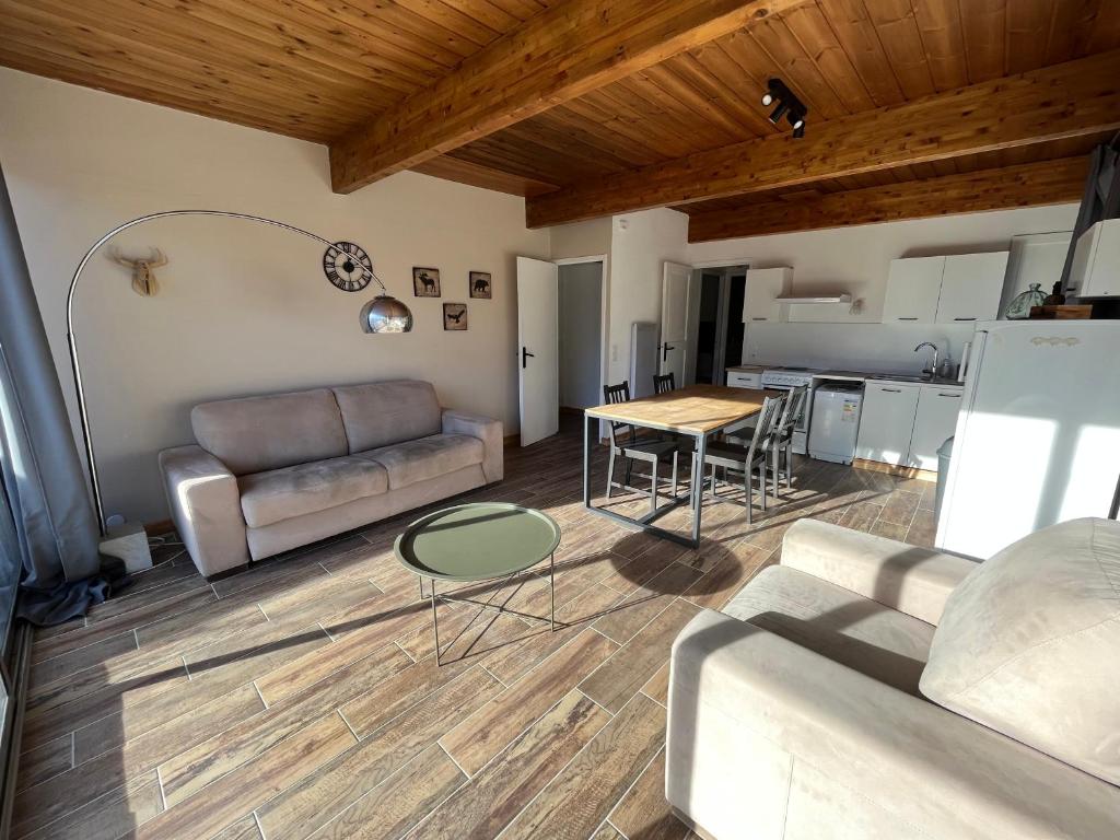 Appartement Barcelonnette location avec jardin 2 Chemin de Villevieille 04400 Barcelonnette