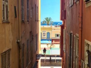 BARILLERIE - Loft Moderne, Face Mer, Vieux-Nice.