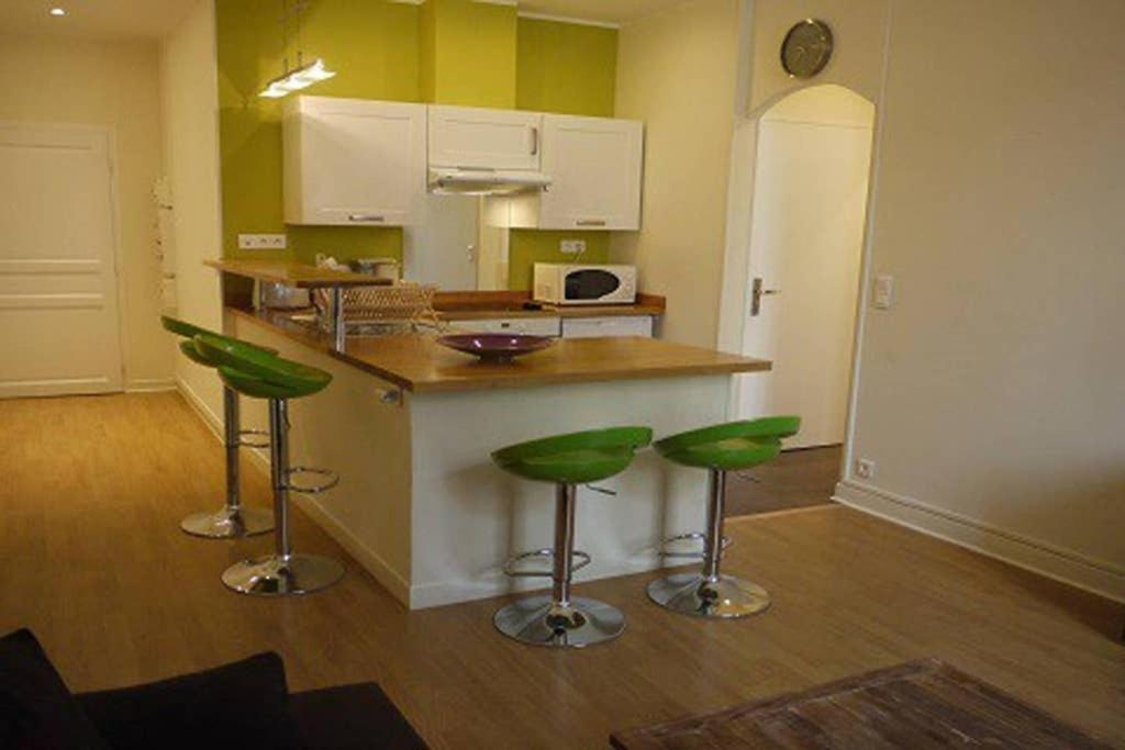 Barla 3 - a spacious one bedroom apartment near Place Garibaldi 29 Rue Barla, 06300 Nice
