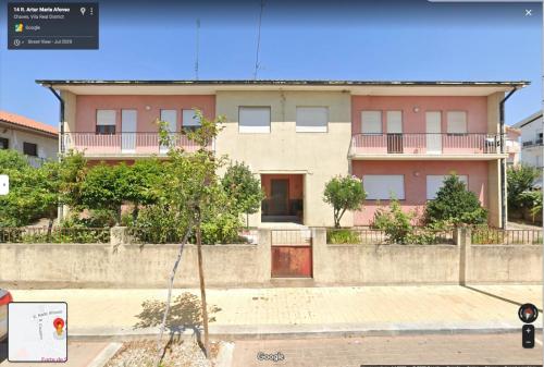 Barros' House